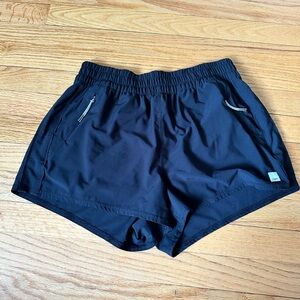 Vuori Dash Shorts Black Size Large